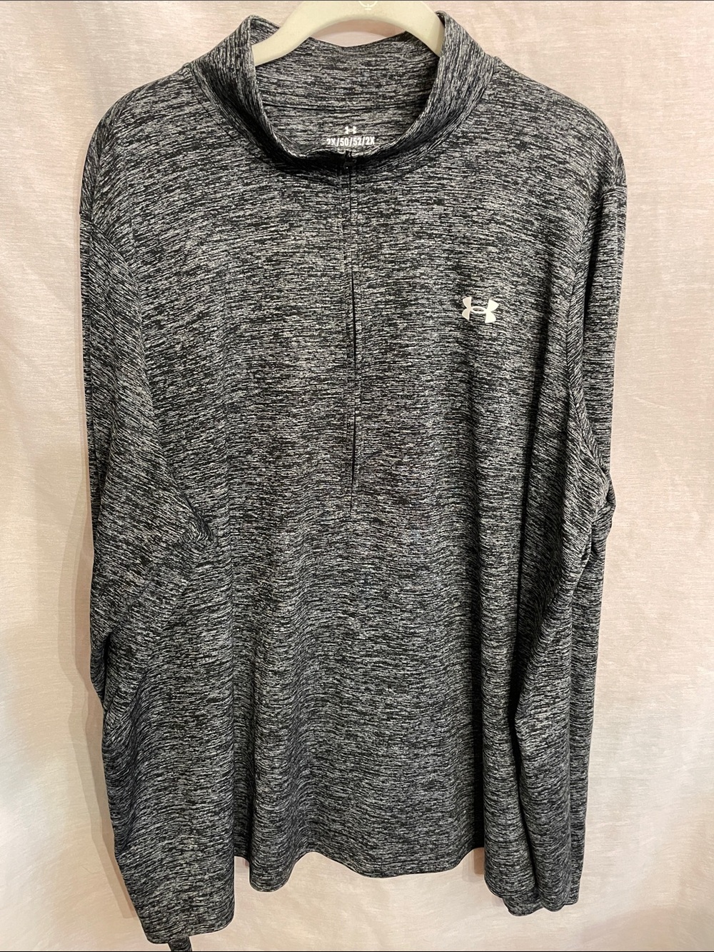Under Armour Woen's Heathered Black Quarter-Zip Performance Pullover